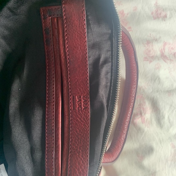 Crossbody Leather Purse - Picture 5 of 7